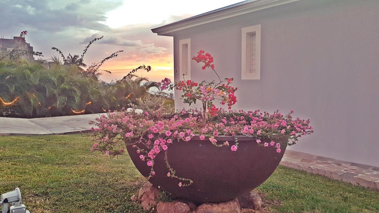 Blue Haven Guadeloupe Blue Moon Villa
